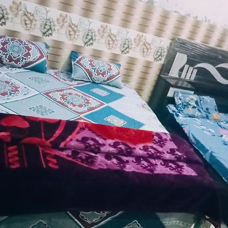 Nirmala Sadan Home Stay Ayodhya Dham エクステリア 写真