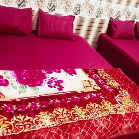 Nirmala Sadan Home Stay Ayodhya Dham エクステリア 写真
