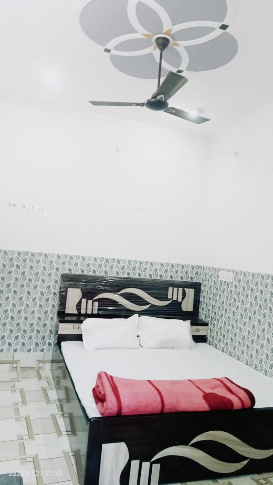 Nirmala Sadan Home Stay Ayodhya Dham エクステリア 写真